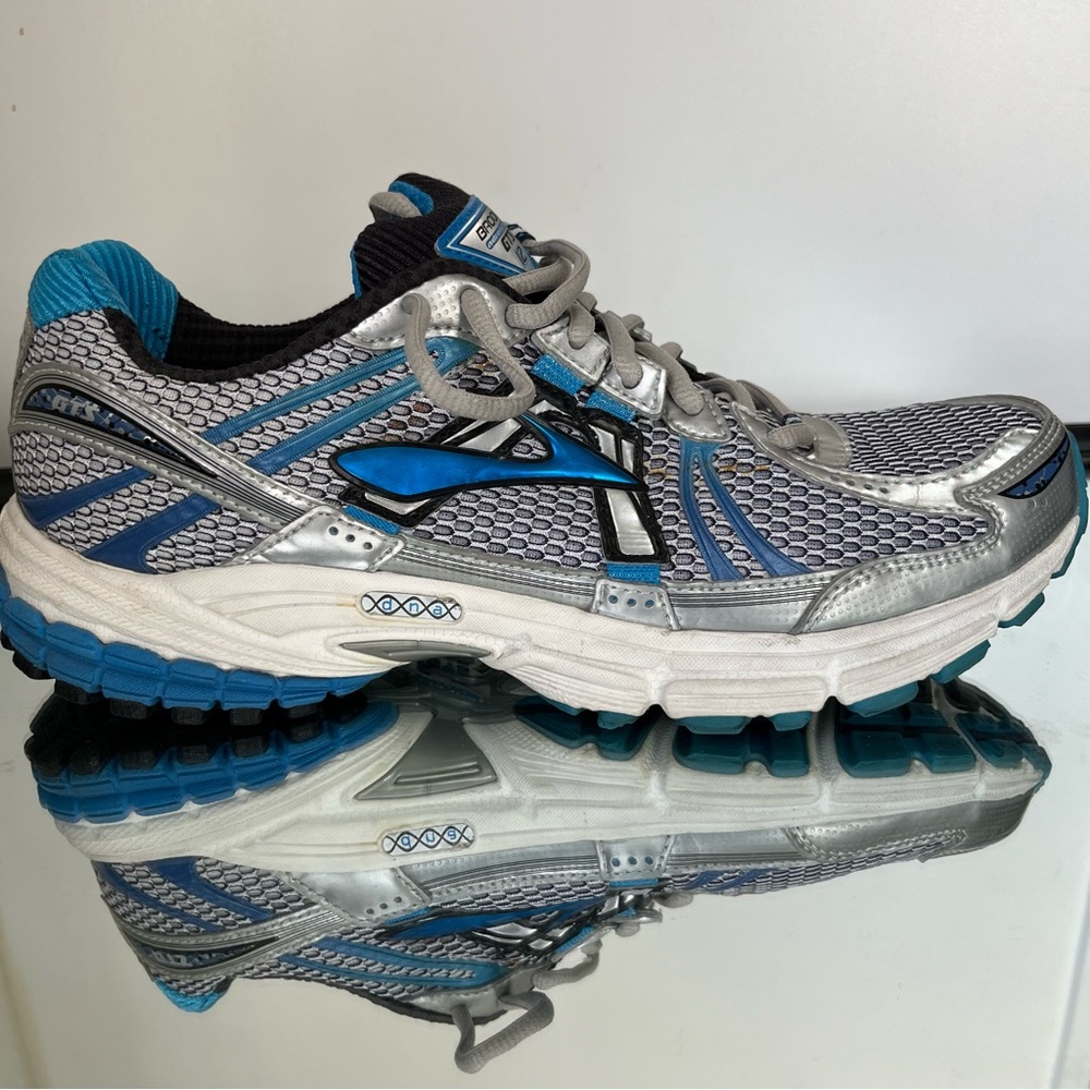 Brooks Adrenaline GTS 12 1101061D466 Silver Blue Men’s Running Shoes Size 10